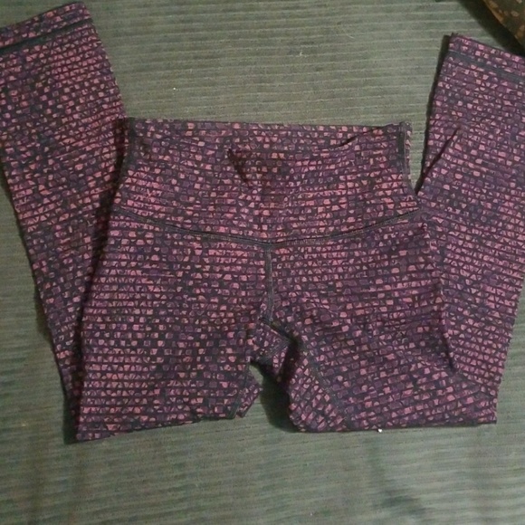 Wonder under crop 111 Rare!! NWOT - Picture 2 of 6